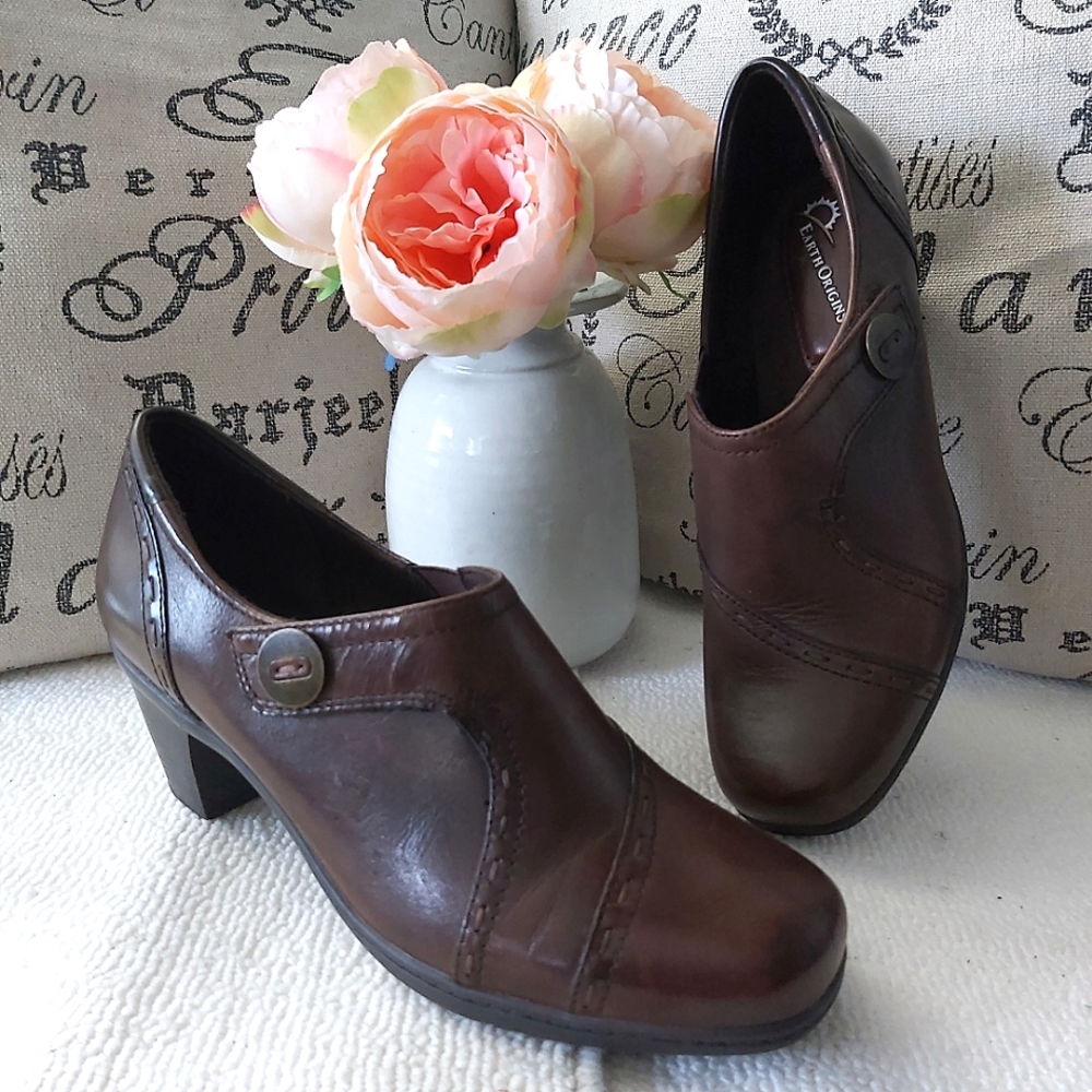 Earth Origins Marla women's  brown leather heeled ankle boots comfort shoes